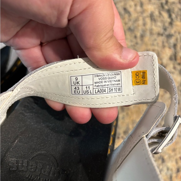 NWOT Dr. Martens Women's Voss Quad Platform Sandals White Size 11 Shoes - Picture 6 of 8
